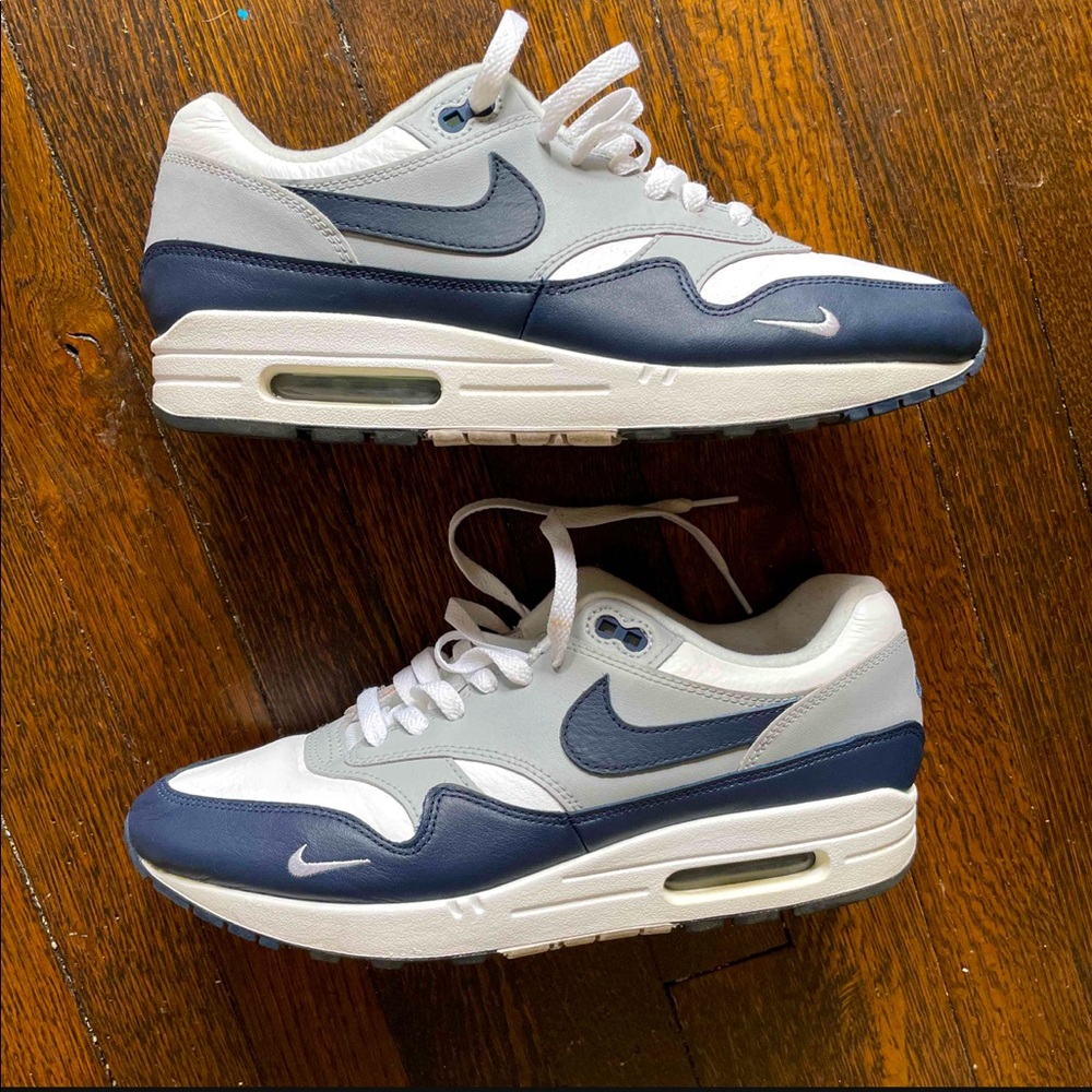 Nike Air Max 1 LV8 Obsidian